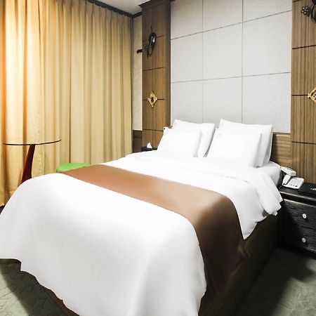 Uljin Grand Hotel Екстер'єр фото