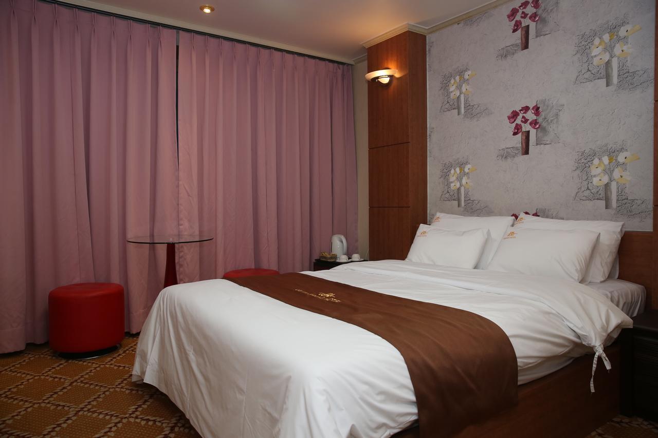 Uljin Grand Hotel Екстер'єр фото