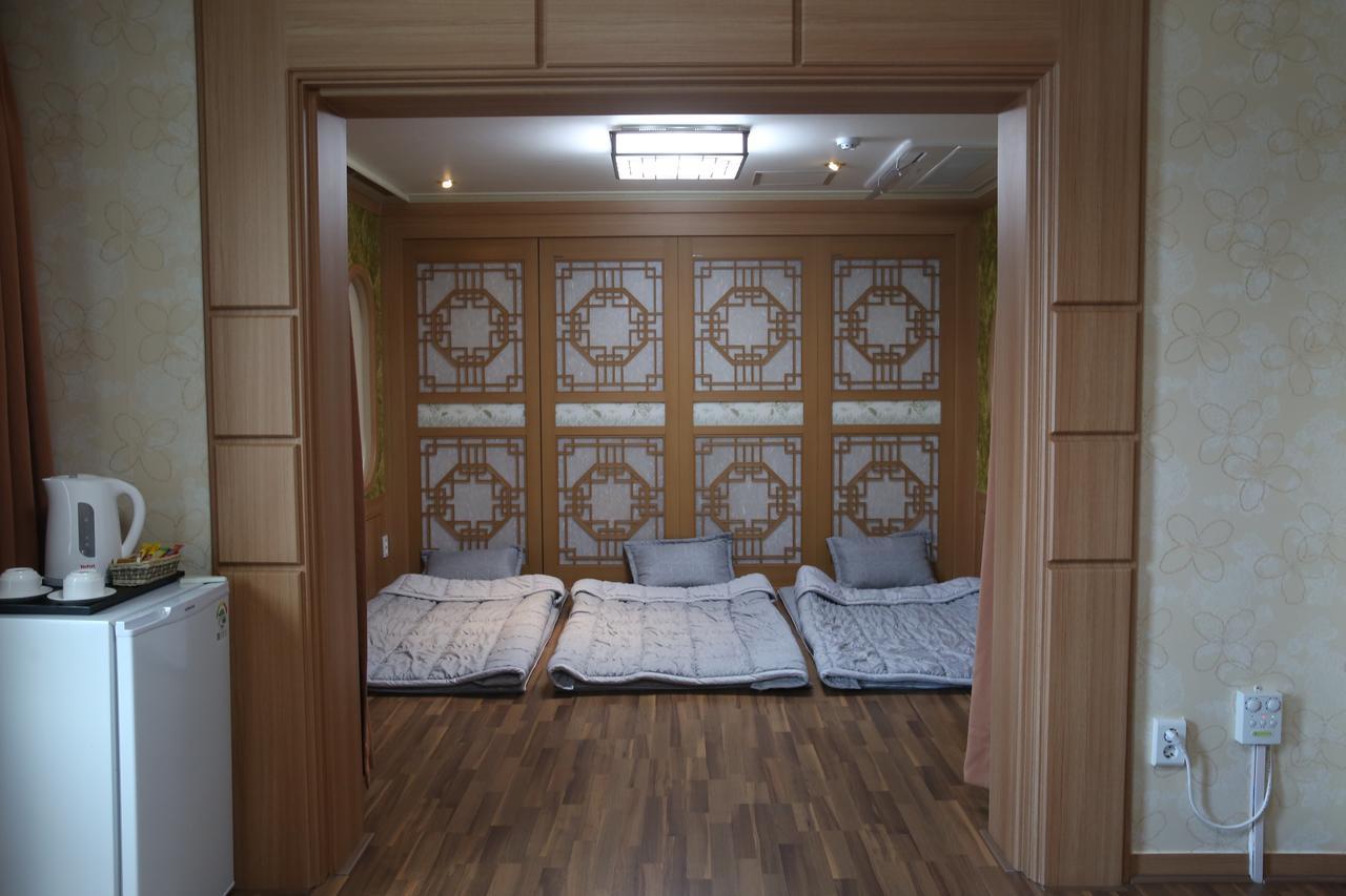 Uljin Grand Hotel Екстер'єр фото