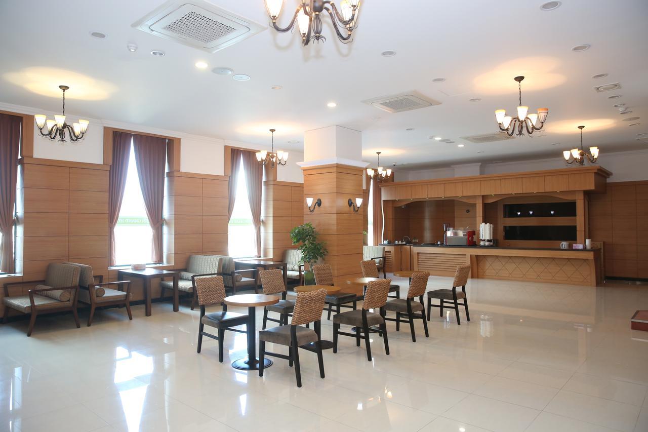 Uljin Grand Hotel Екстер'єр фото