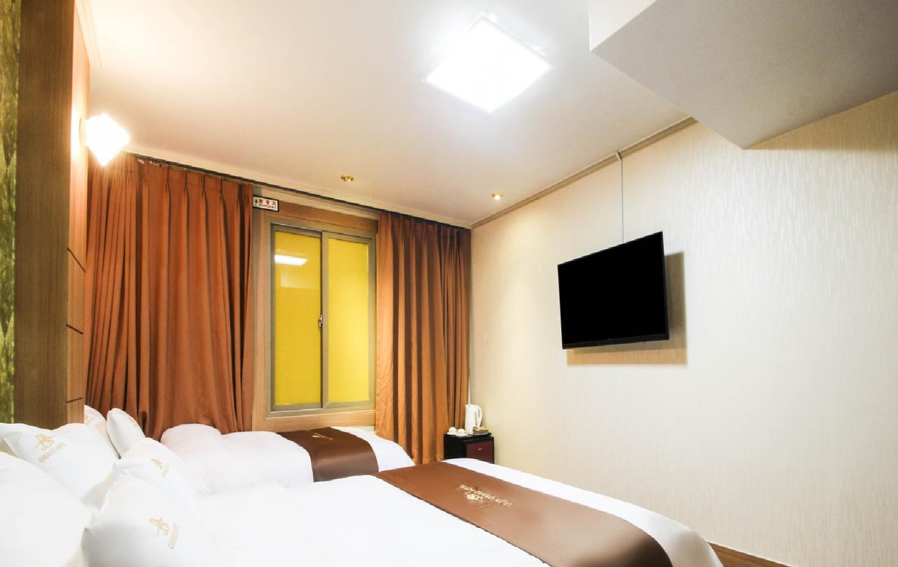 Uljin Grand Hotel Екстер'єр фото