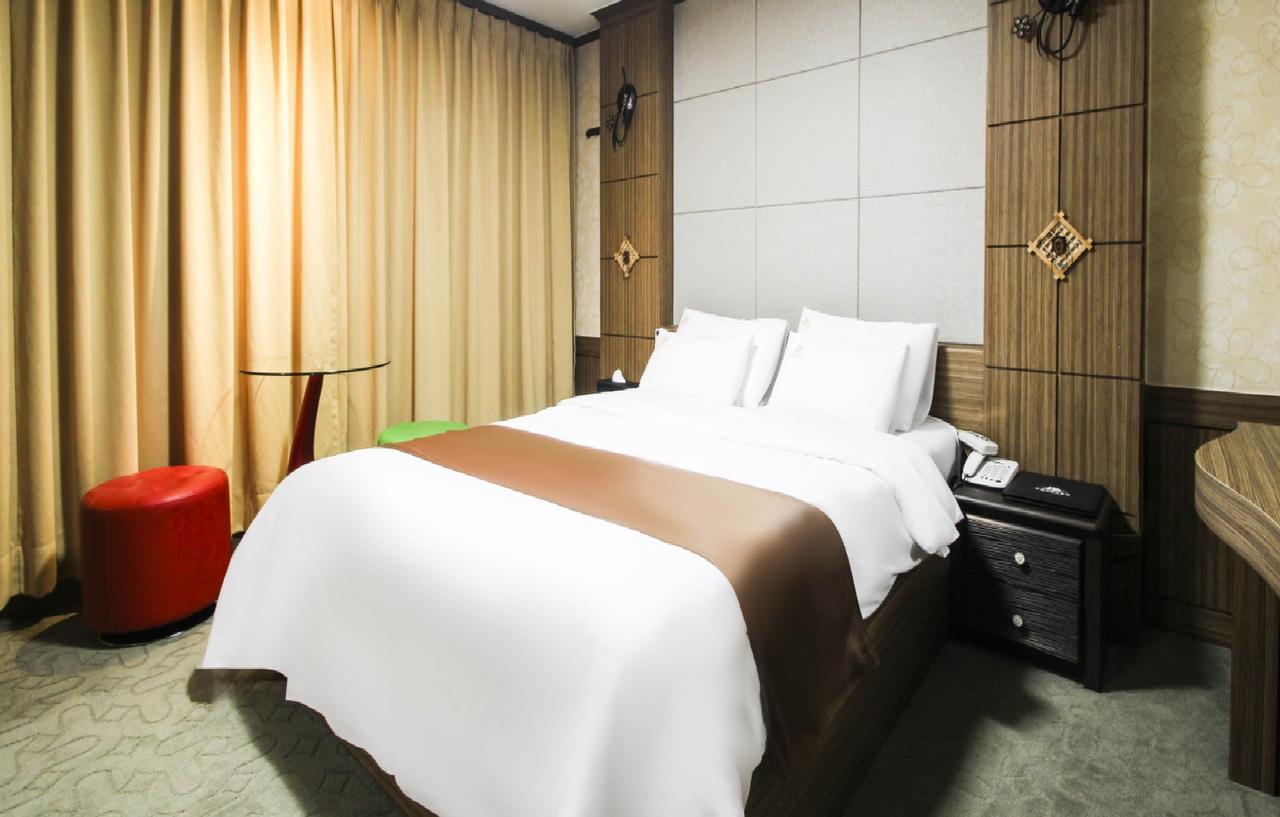 Uljin Grand Hotel Екстер'єр фото