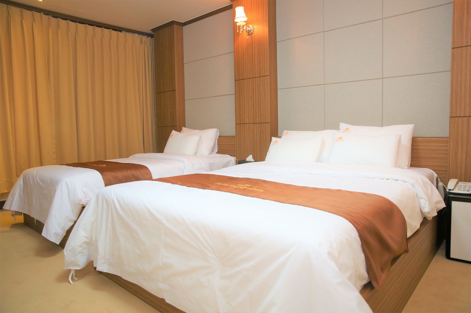 Uljin Grand Hotel Екстер'єр фото